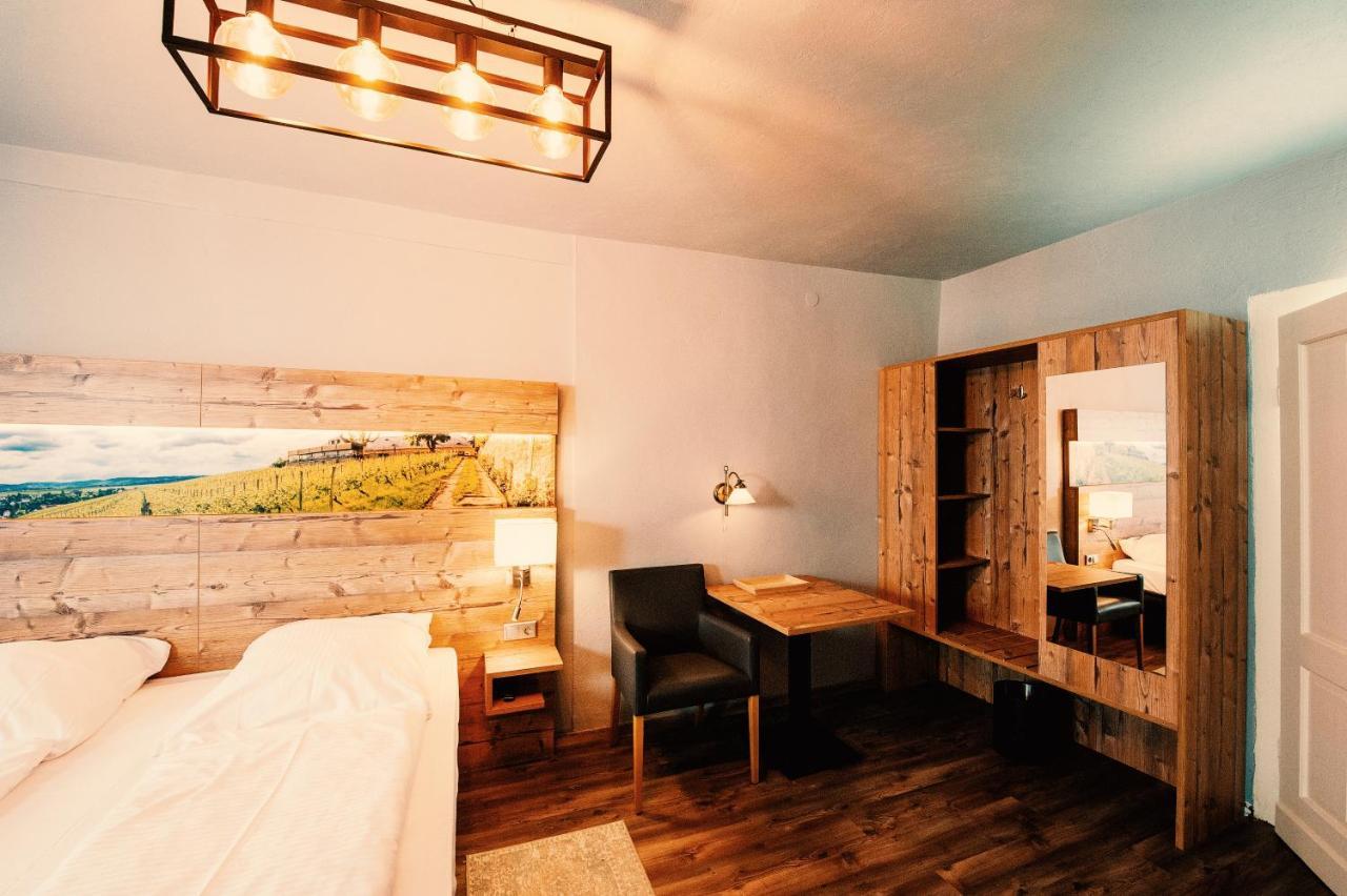 Hotel Bluechertal บาคาราค ภายนอก รูปภาพ