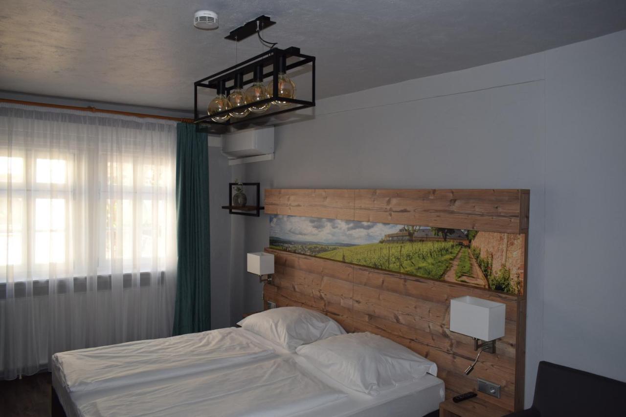 Hotel Bluechertal บาคาราค ภายนอก รูปภาพ